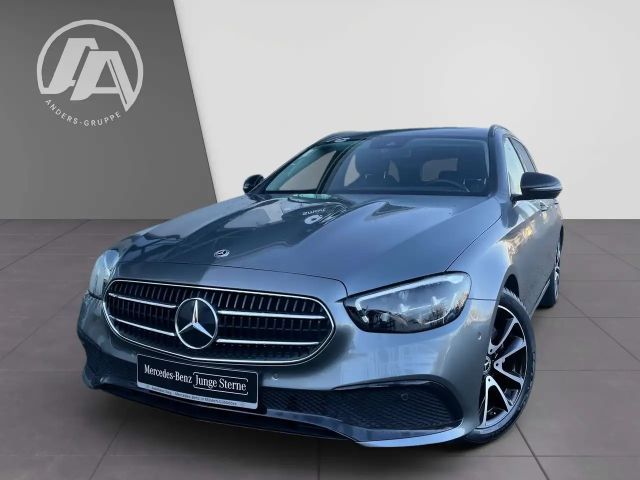 Mercedes-Benz E 200 AVANTGARDE Estate