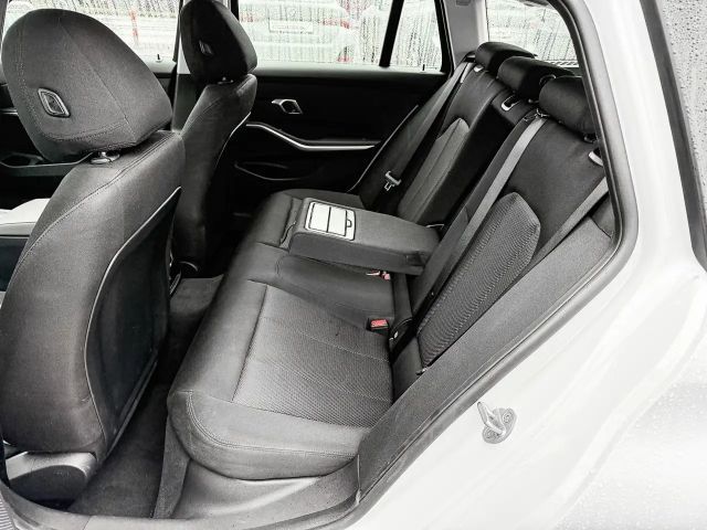 BMW 318 318d Touring