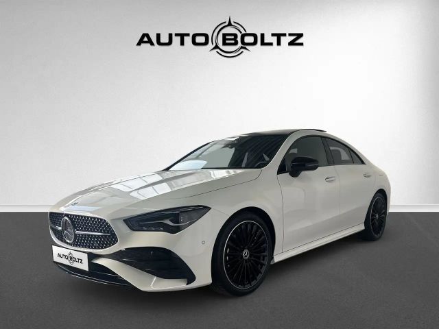 Mercedes-Benz CLA 200 AMG Line Sedan