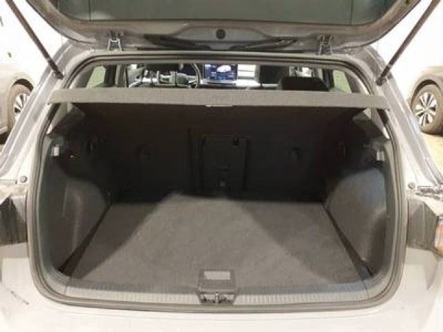 Volkswagen Golf 1.5 eTSI DSG IQ.Drive