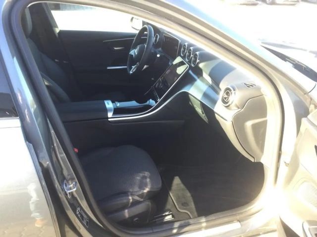 Mercedes-Benz C 180 AVANTGARDE Estate