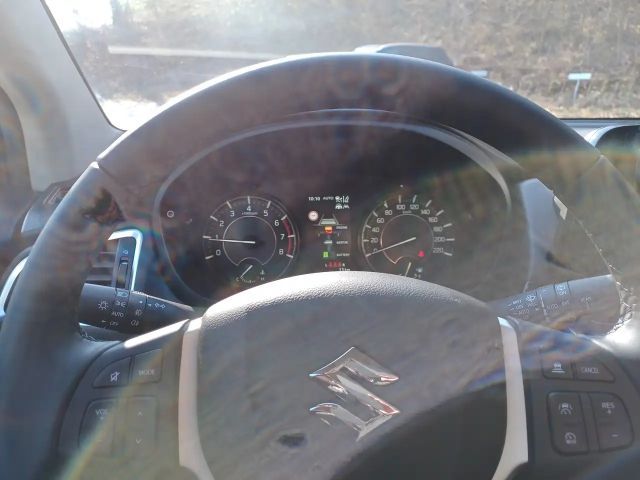 Suzuki S-Cross AllGrip Hybrid