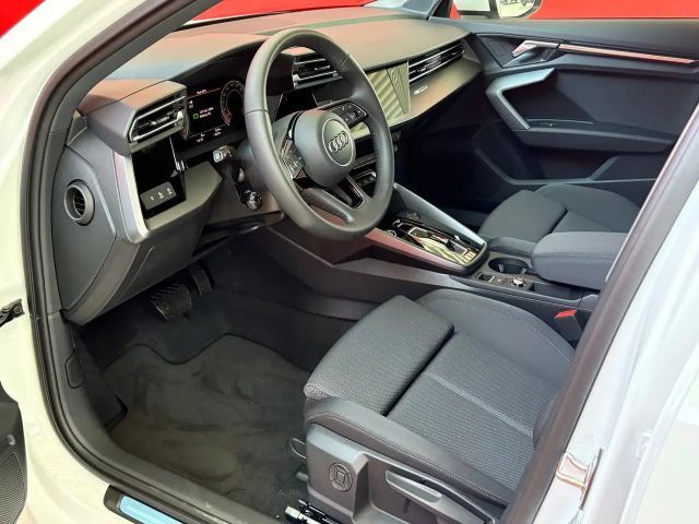 Audi A3 30 TFSI Sedan