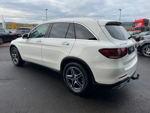 Mercedes-Benz GLC 200 4MATIC AMG Line