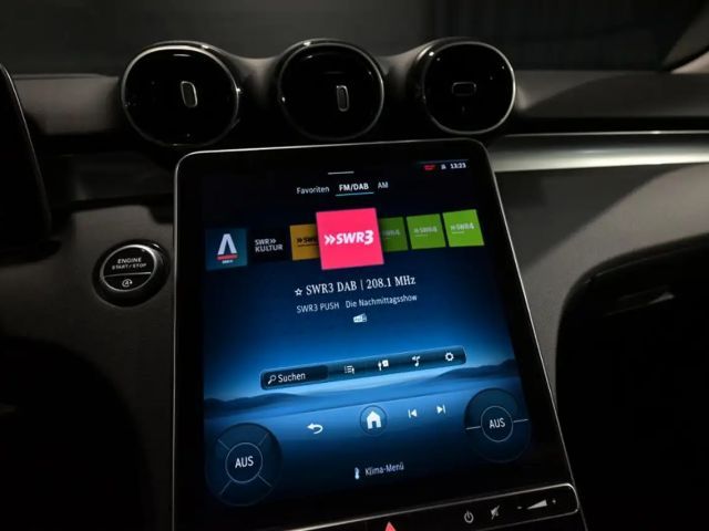 Mercedes-Benz C 200 AVANTGARDE C 200 d Estate