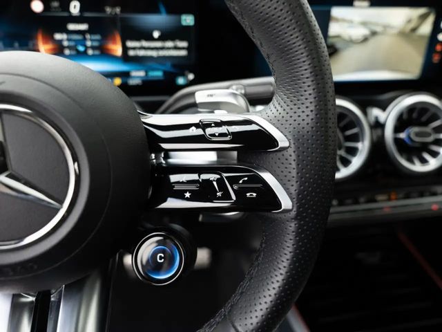 Mercedes-Benz GLB 35 AMG 4MATIC AMG Line