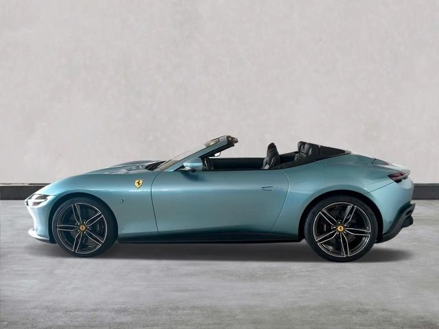 Ferrari Roma Spider
