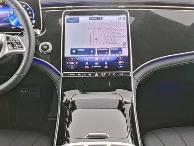 Mercedes-Benz EQE 300 Advanced Sedan