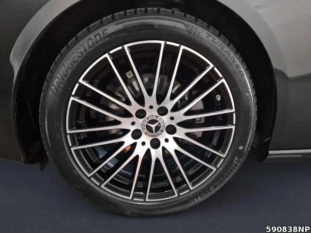 Mercedes-Benz C 180 AVANTGARDE Sedan