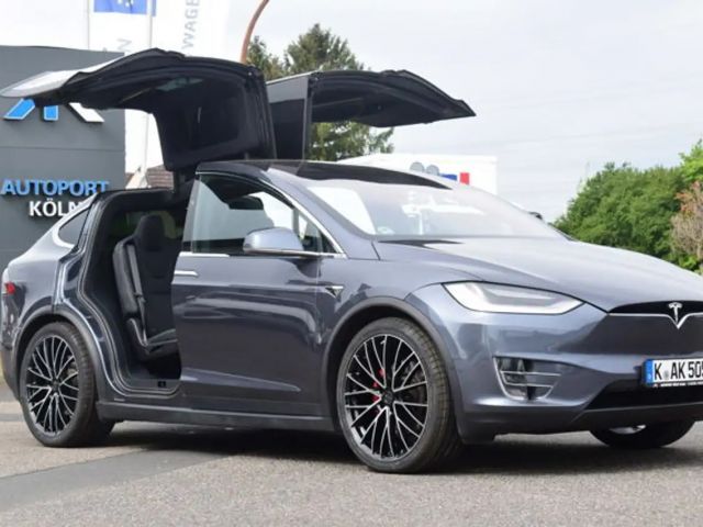 Tesla Model X Dual Motor Performance