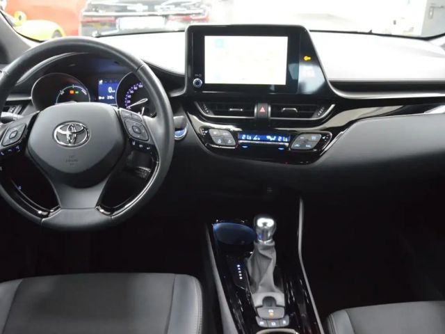 Toyota C-HR Hybride Team D