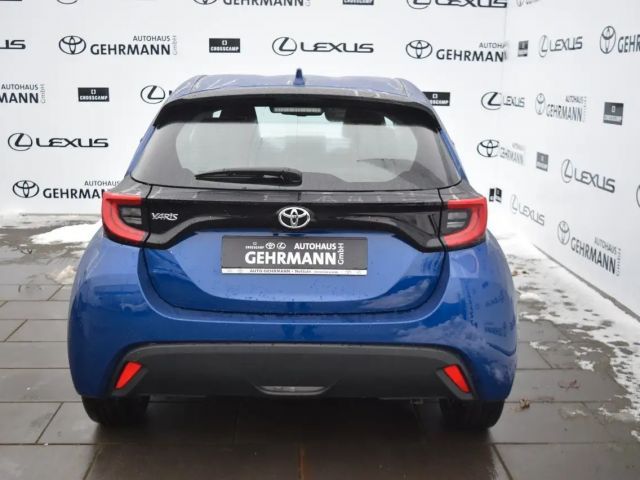 Toyota Yaris Club Hatchback