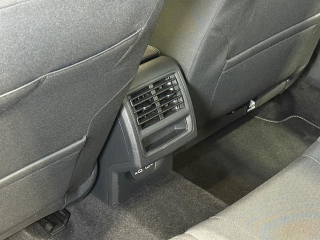 Volkswagen Golf 1.5 TSI Life Variant