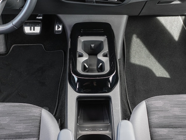 Volkswagen ID.4 2xKLIMA ACC AKUSTIKGLAS AUT FLA LED LM