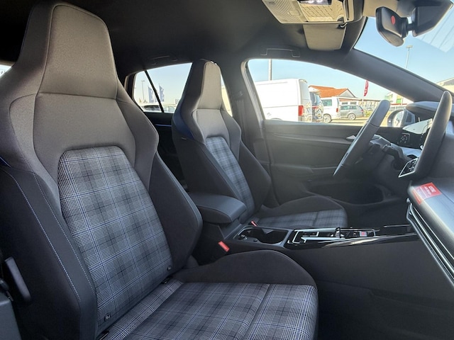 Volkswagen Golf DSG GTE eHybrid