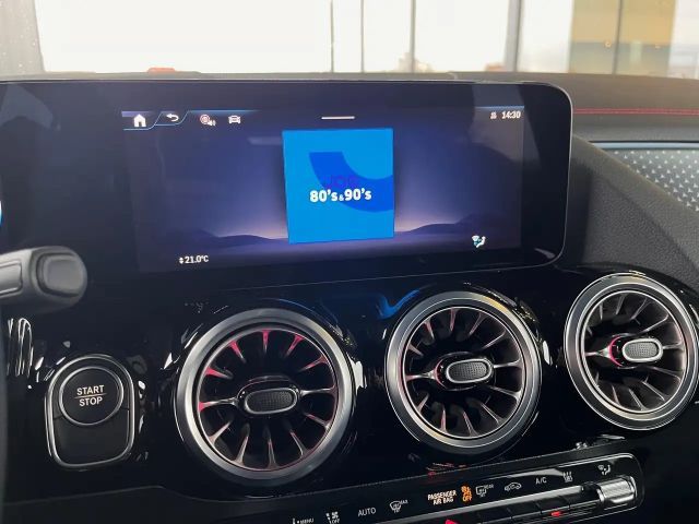 Mercedes-Benz EQA 350 4MATIC AMG Line