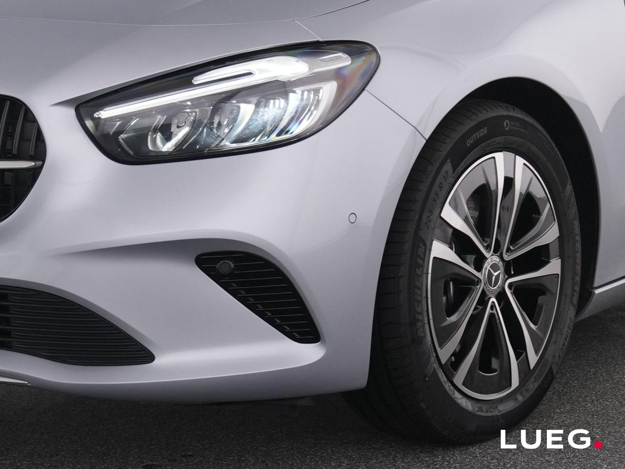 Mercedes-Benz B 180 Progressive Sedan