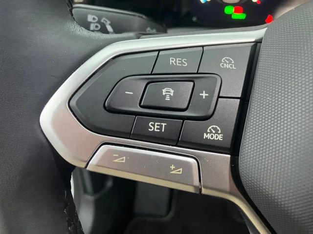 Volkswagen Golf Business DSG Variant