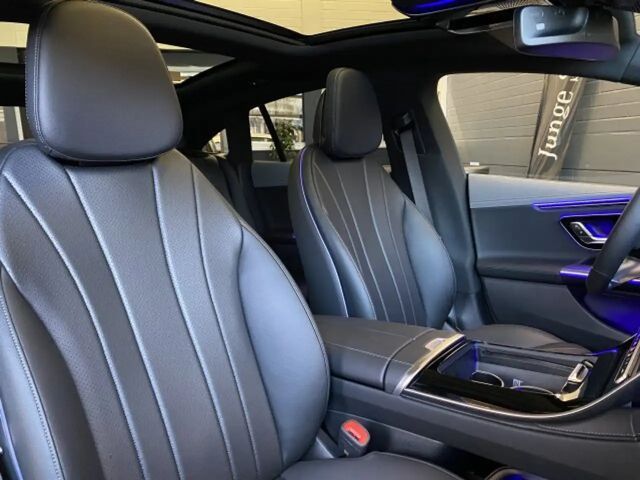 Mercedes-Benz EQE 300 Premium Sedan