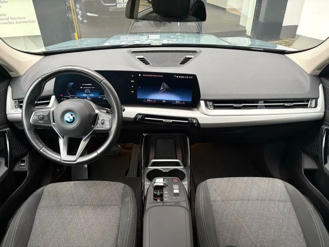 BMW iX1 xDrive30