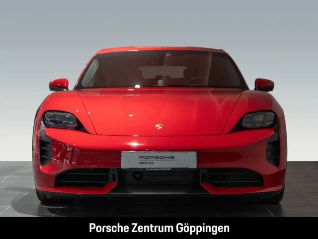 Porsche Taycan Turbo