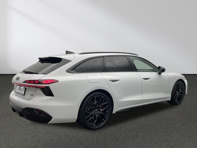 Audi A6 Avant Quattro S-Tronic