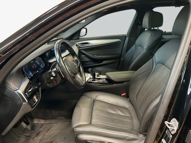 BMW 530 530e Touring