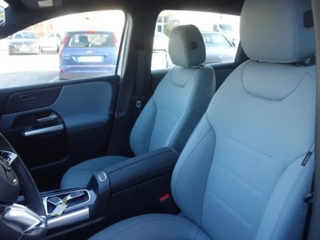 Mercedes-Benz B 200 Progressive