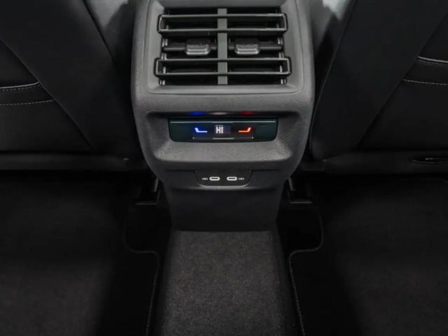 Volkswagen Tiguan 4Motion DSG R-Line