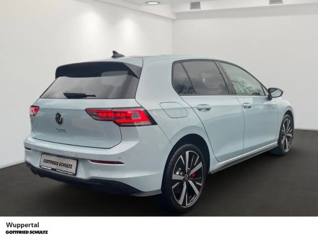 Volkswagen Golf DSG GTE
