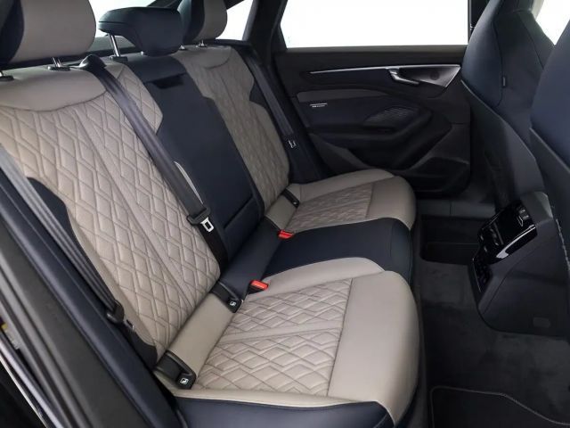 Audi A6 Quattro S-Tronic Sedan