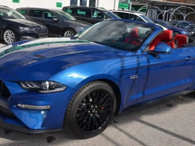Ford Mustang Convertible GT 5.0 V8