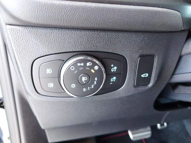 Ford Focus ST Line Wagon