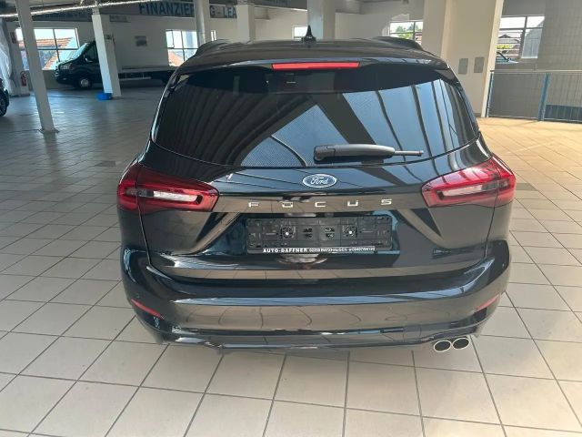 Ford Focus EcoBoost ST Line