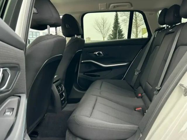 BMW 318 318i Touring