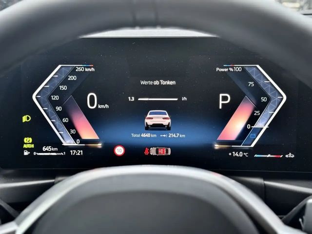 BMW 318 318i M-Sport Sedan