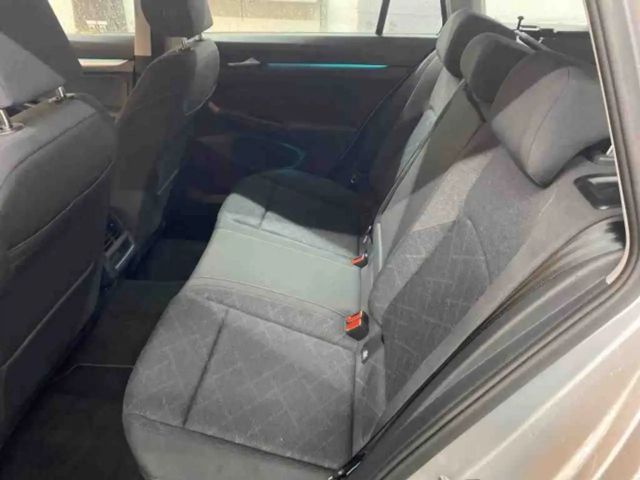 Volkswagen Golf 1.5 eTSI DSG Golf VIII Variant