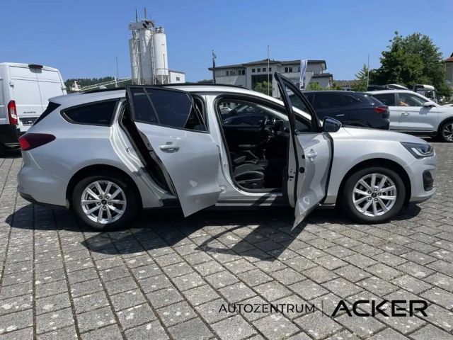 Ford Focus Cool & Connect Wagon