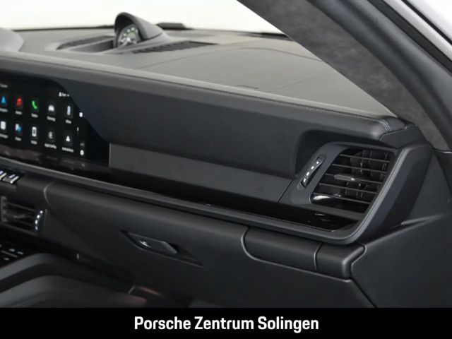 Porsche 992 Carrera Coupé GTS