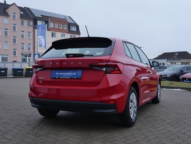 Skoda Fabia 1.0 MPI LED PDC-hinten SITZHZG SMARTLINK KLIMAANLAGE LANEASSIST