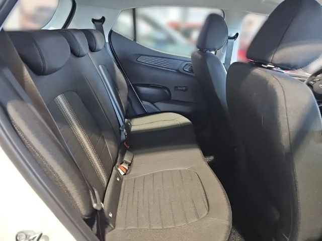 Hyundai i10 1.0 2WD Trend