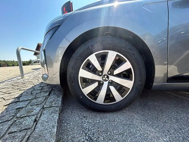 Mitsubishi Colt 1,0 MPI-T Invite 25 YUKI mit Winterreifen