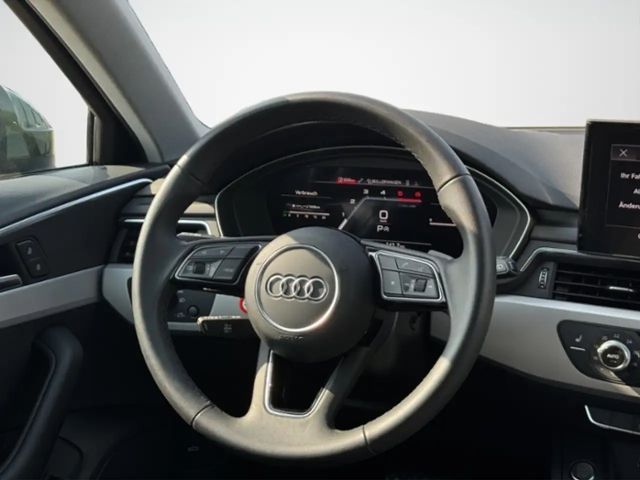 Audi A4 30 TDI Avant