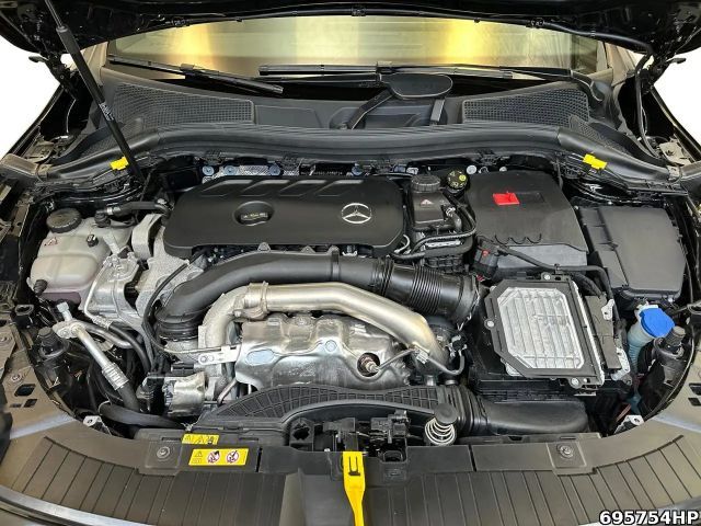 Mercedes-Benz GLA 220 4MATIC AMG Line