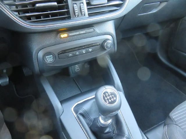 Ford Focus Titanium Wagon