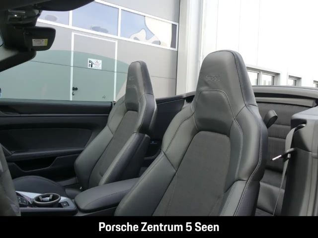 Porsche 992 Cabrio Carrera Turbo