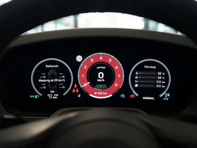 Porsche 992 Cabrio Carrera GTS