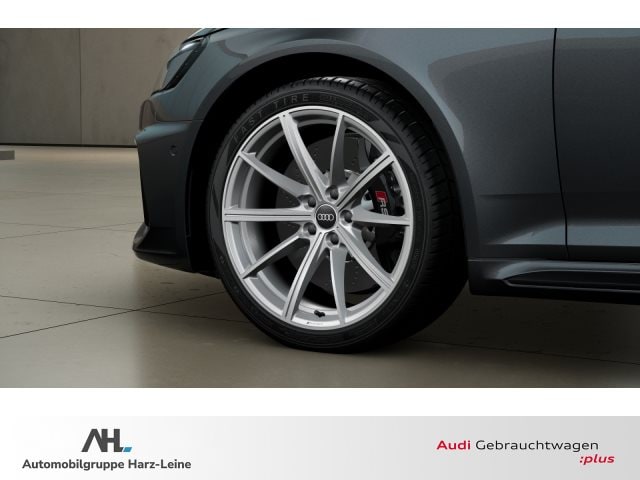 Audi RS4 Avant Quattro