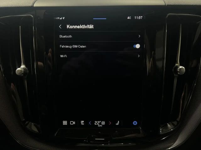 Volvo XC60 AWD Dark Plus