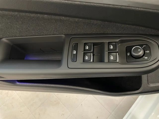 Volkswagen Golf 1.5 TSI Golf VIII Life